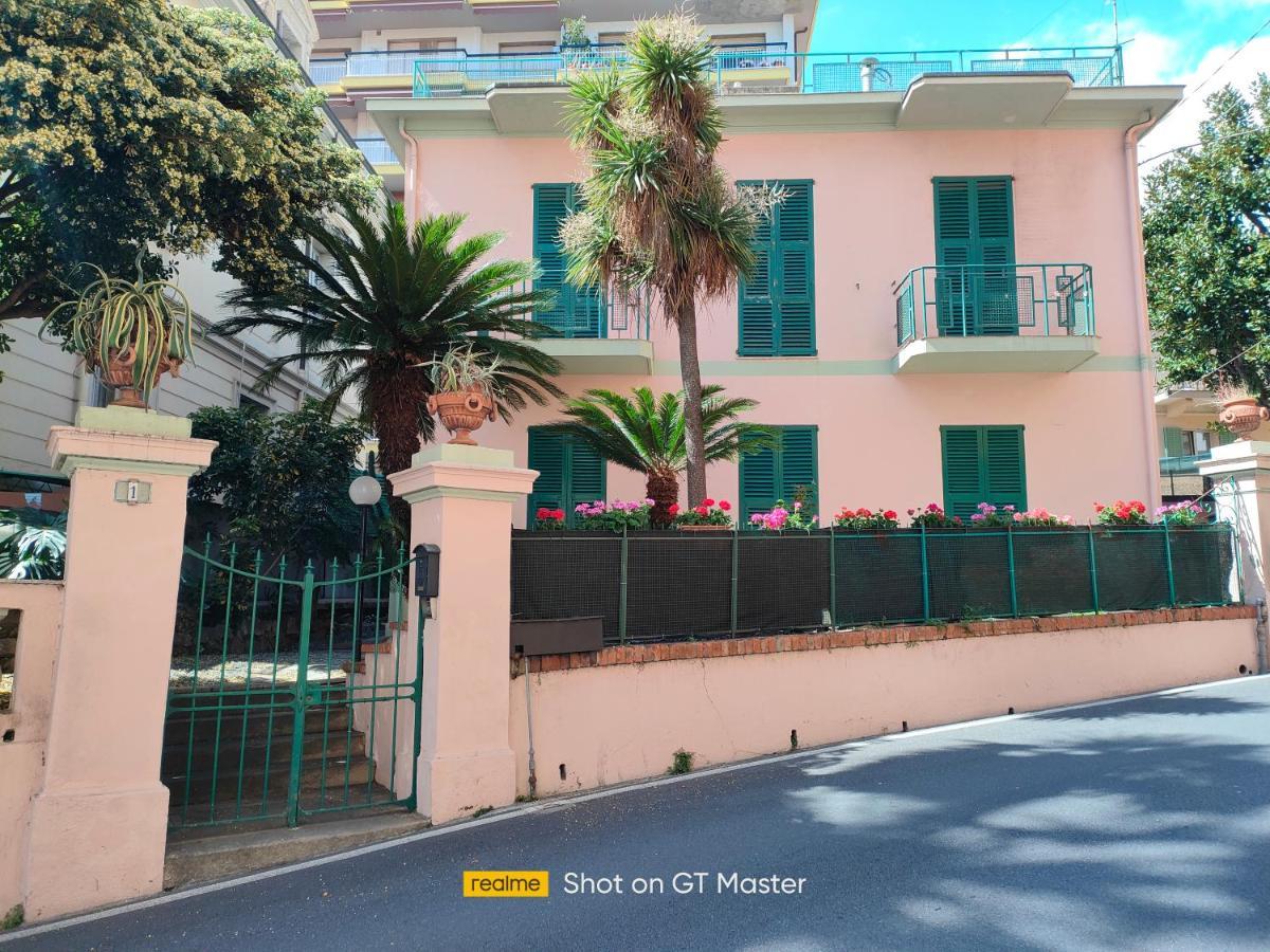Villa Arcobaleno Rondo Garibaldi Sanremo Exterior foto