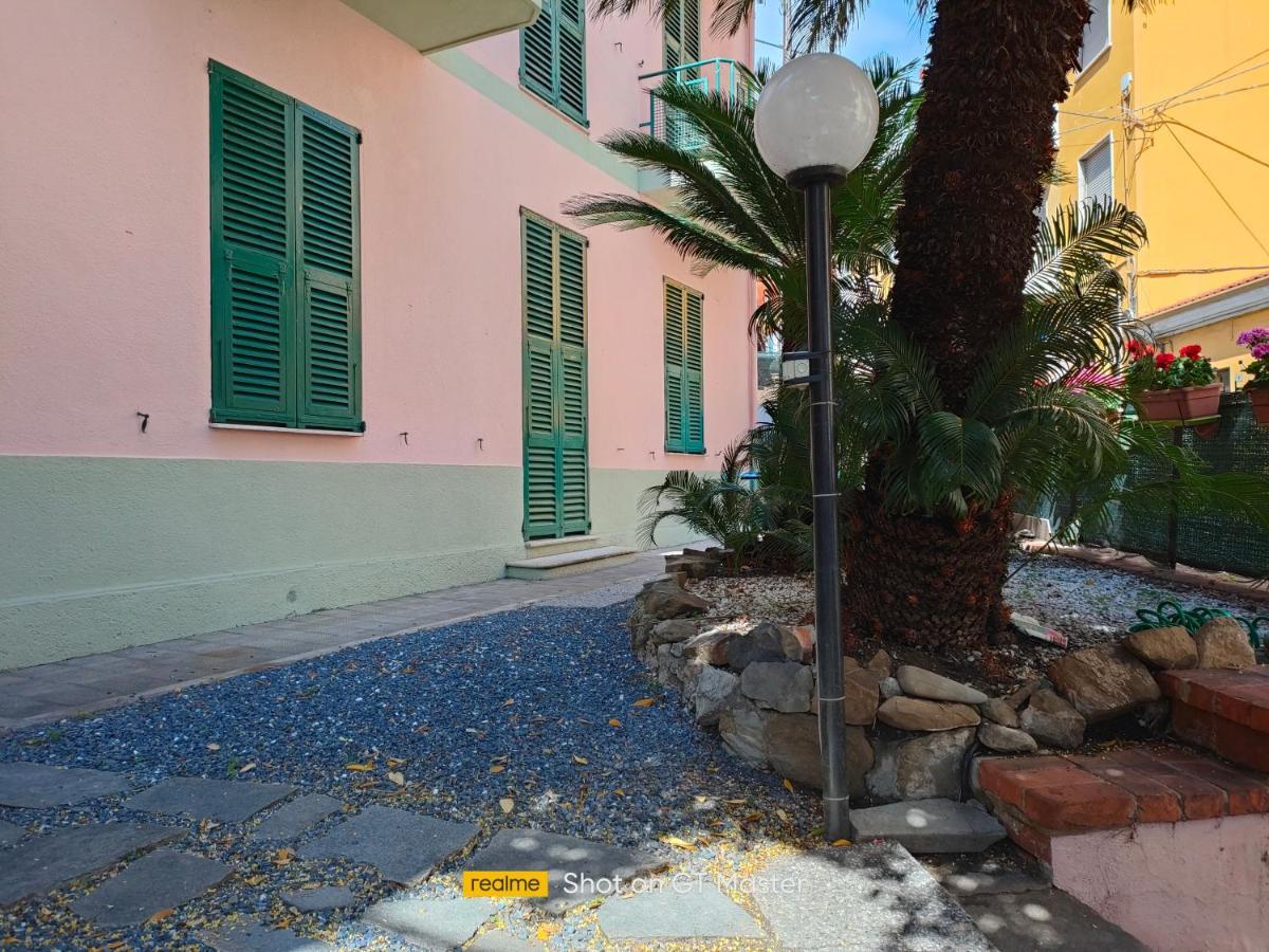 Villa Arcobaleno Rondo Garibaldi Sanremo Exterior foto